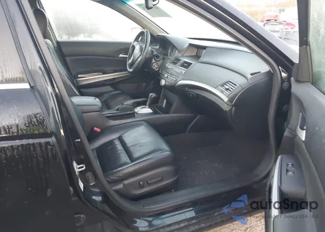 2010 Honda Accord 3.5 Ex-L from USA, damaged, VIN 1HGCP3F89AA004164